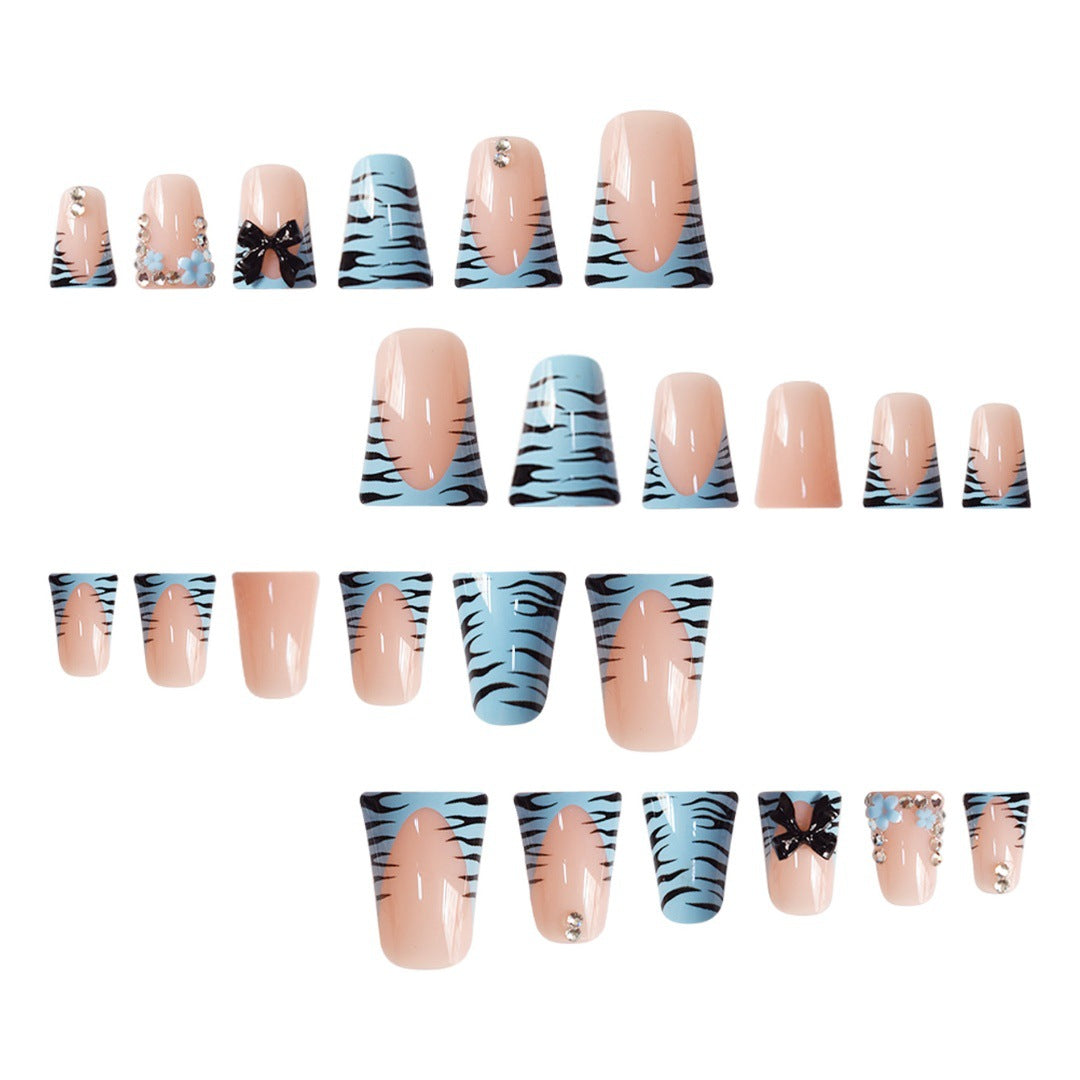 Floral Accent Nail Art Extensions Bowlift