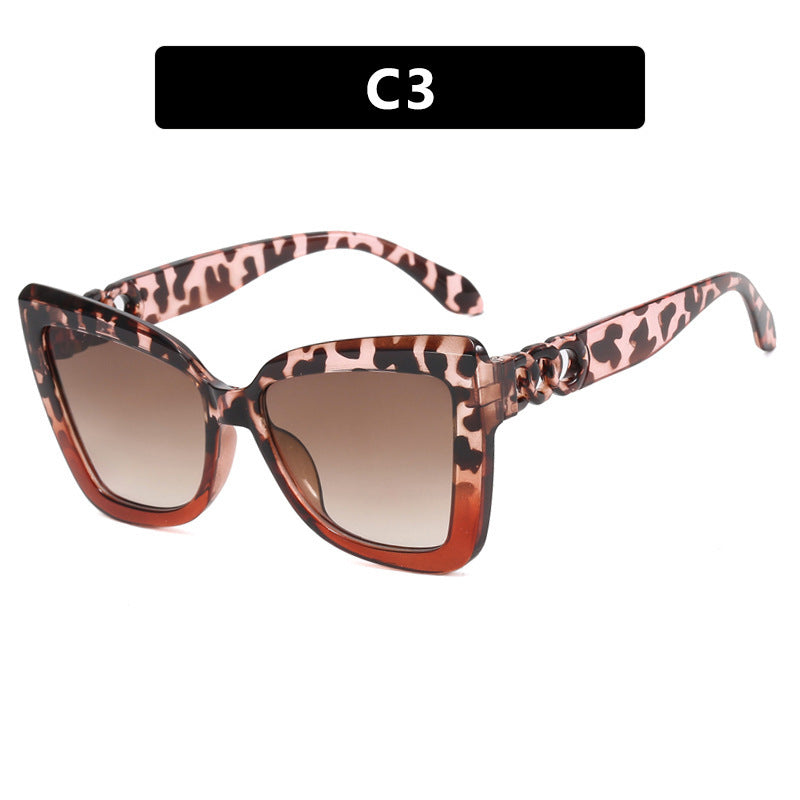 Women's large sunglasses in striking leopard design Bowlift