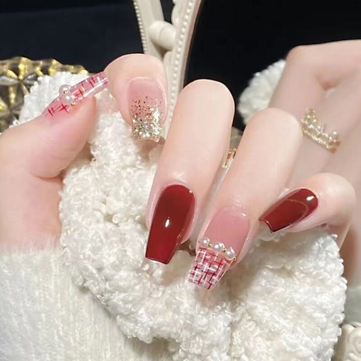 Artistic Nail Extensions with Flower Design Bowlift