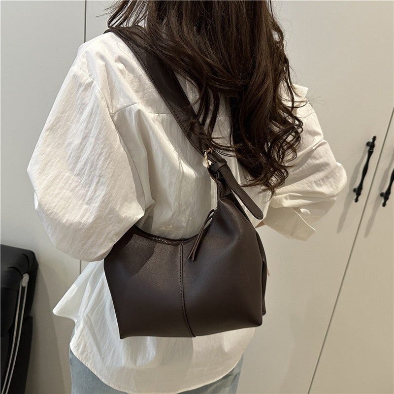 Modern Structured Hobo Bag Bowlift