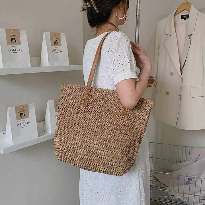 Elegant Bast bag with High-Quality Leather Handles Bowlift