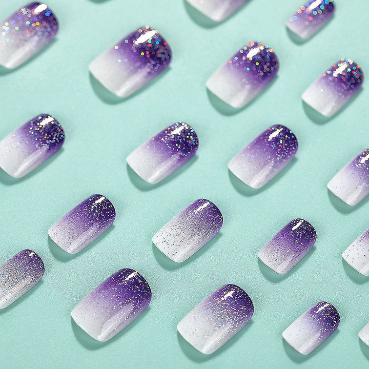 Glittering artificial nails with ombre effect Bowlift