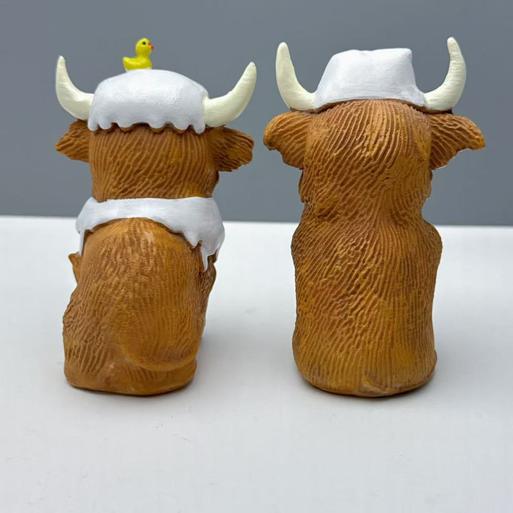 Funny Highland Cattle Figurine Bowlift
