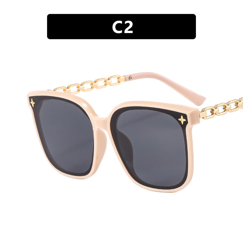 Women's Luxury Sunglasses with Fashionable Chain Frame Bowlift