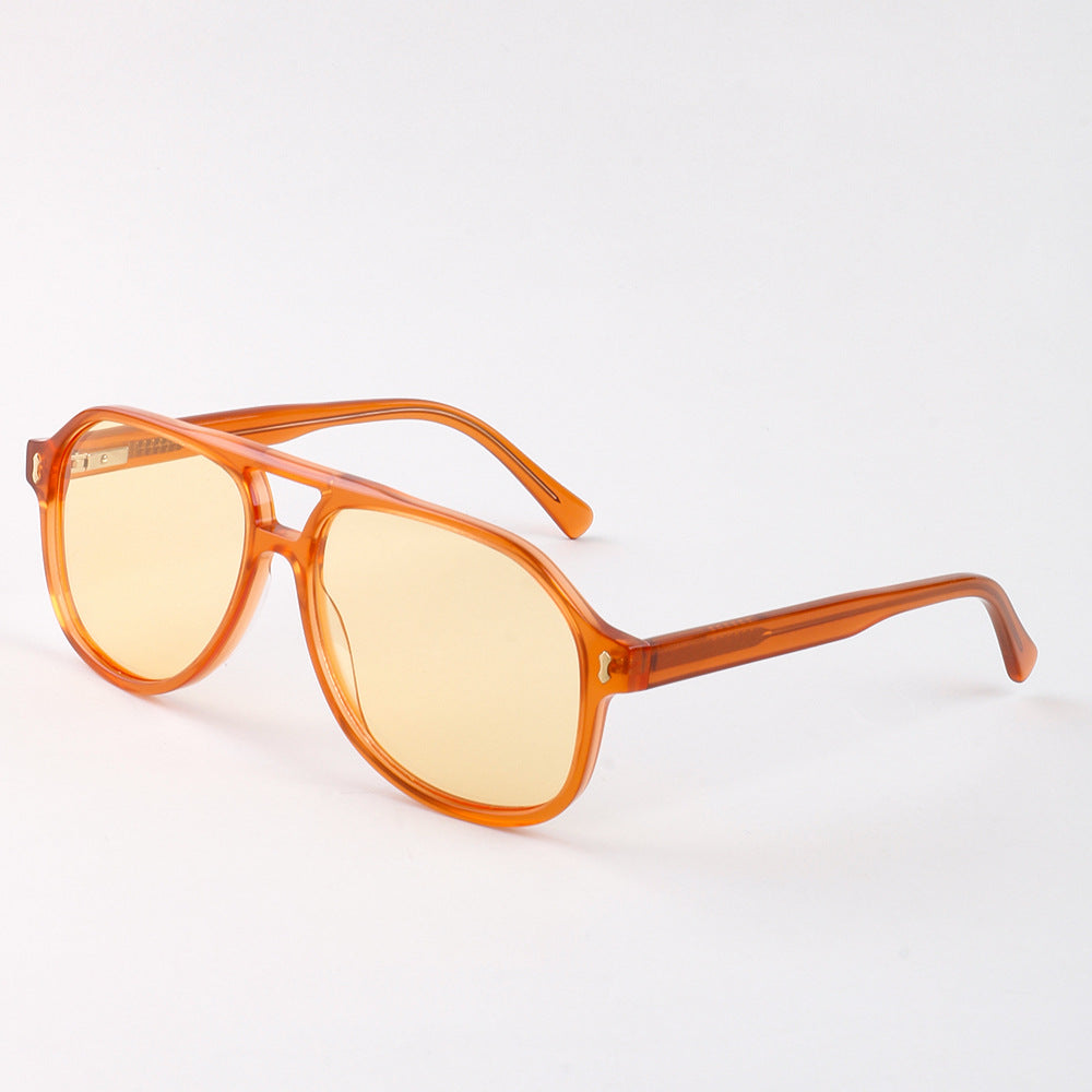 Ladies fashionable sunglasses in trendy retro style with high-grade UV protection Bowlift
