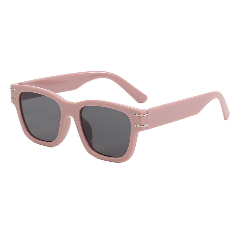 Women's fashionable oversized sunglasses with durable plastic frame Bowlift
