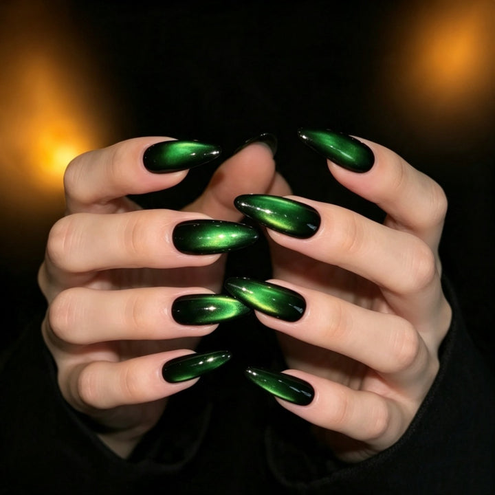 Glossy Stiletto Press-On Nails with Gradient Finish Bowlift