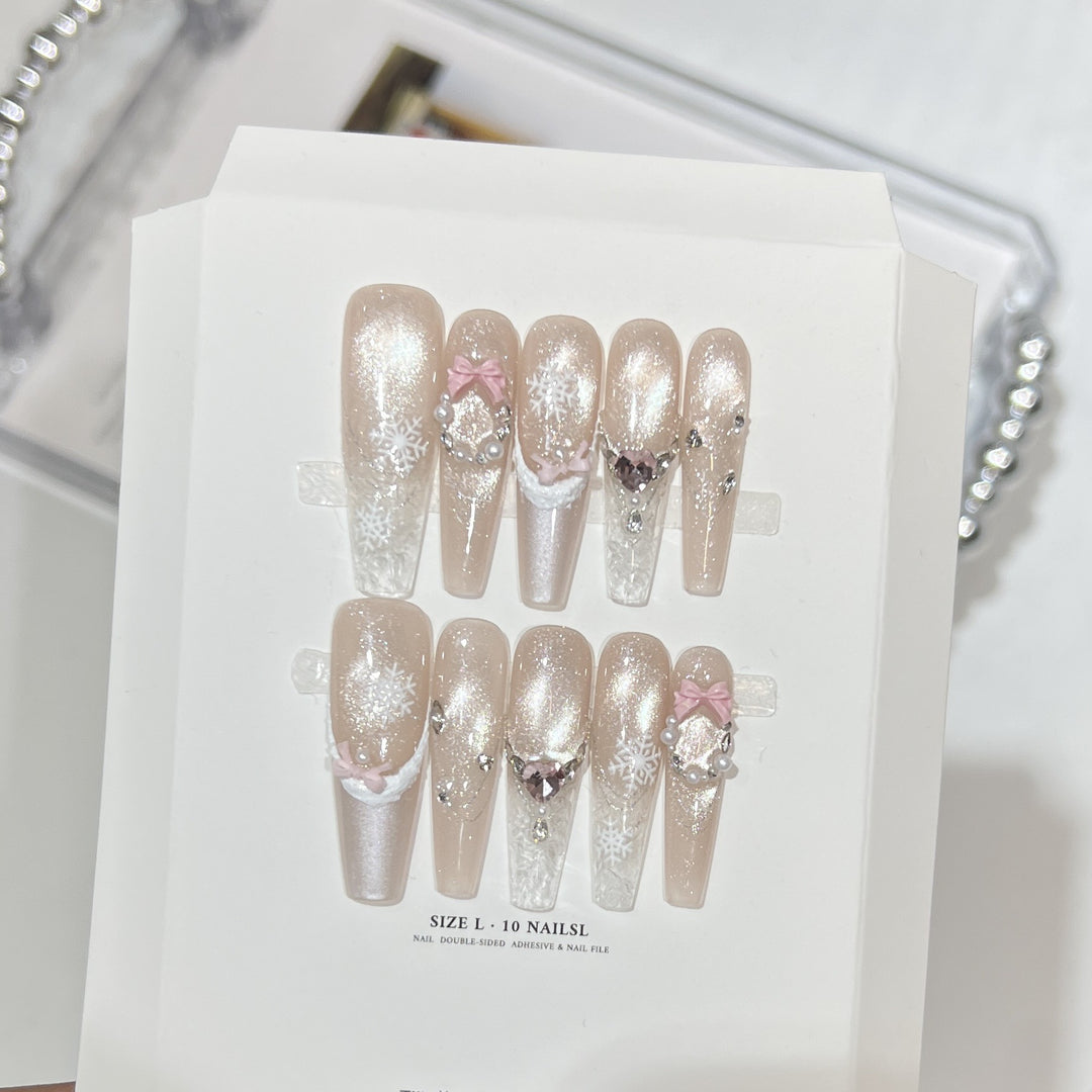 Snowflake-Inspired Glitter Press-On Nail Set Bowlift