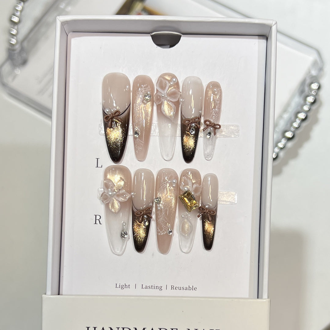 Glamorous Artistic Press-On Nail Extensions Bowlift