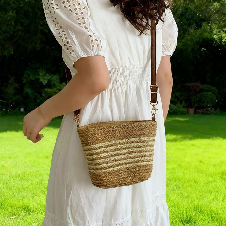 Handmade Crossbody Bag in Boho Style Bowlift