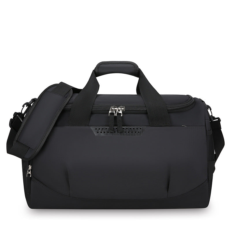 Sporty travel bag with ergonomic carrying system and innovative compartments Bowlift