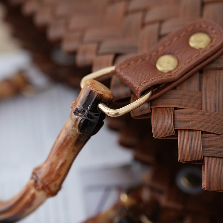 Bamboo Handle Bag Made of Braided Material Bowlift