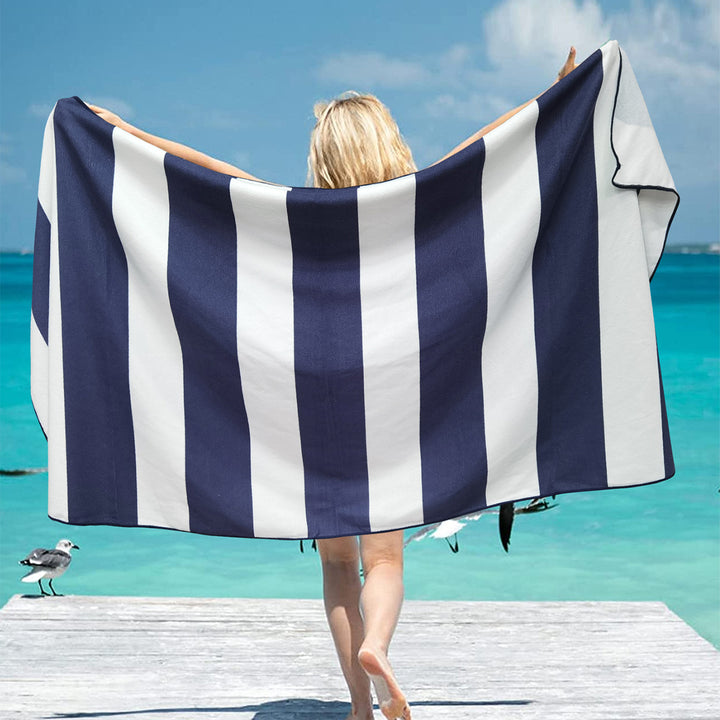 Beach towel with modern, geometric wide stripe pattern Bowlift