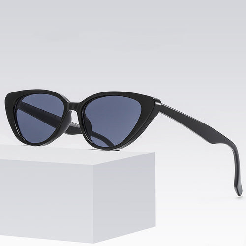 Women's Cat-Eye Sunglasses with Modern Extreme Frame Bowlift