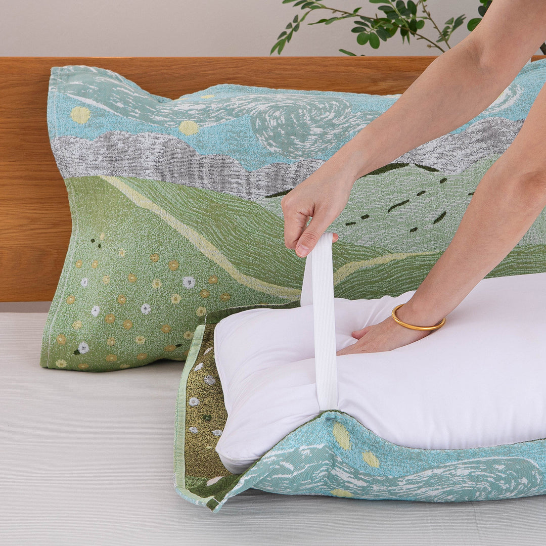 Women's pillow with removable cotton cover Bowlift
