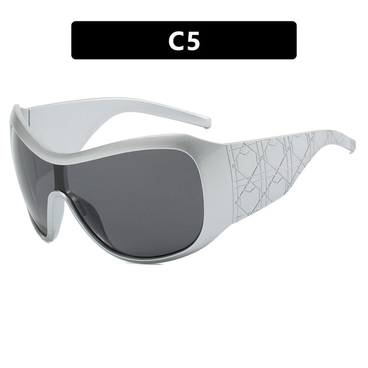 Ladies sport sunglasses with wide-protected frame and polarized lenses Bowlift