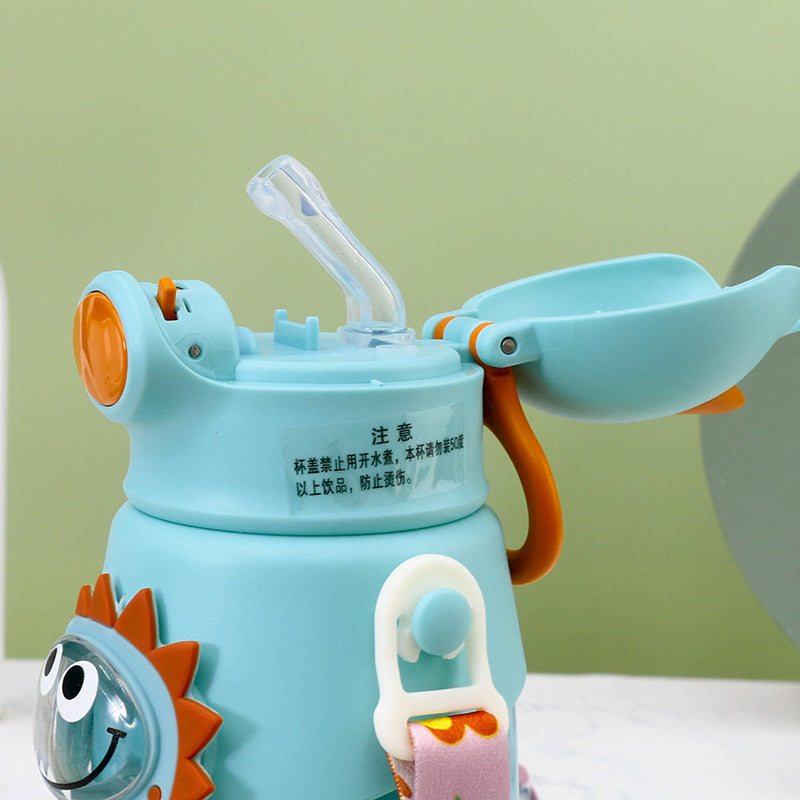 Women's water bottle with friendly animal design and carrying strap Bowlift