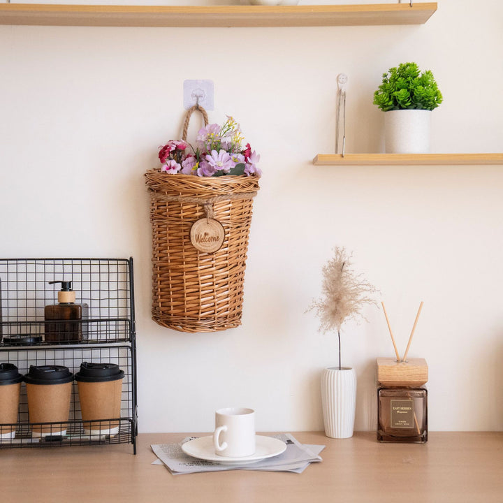 Decorative wall ornament basket Bowlift