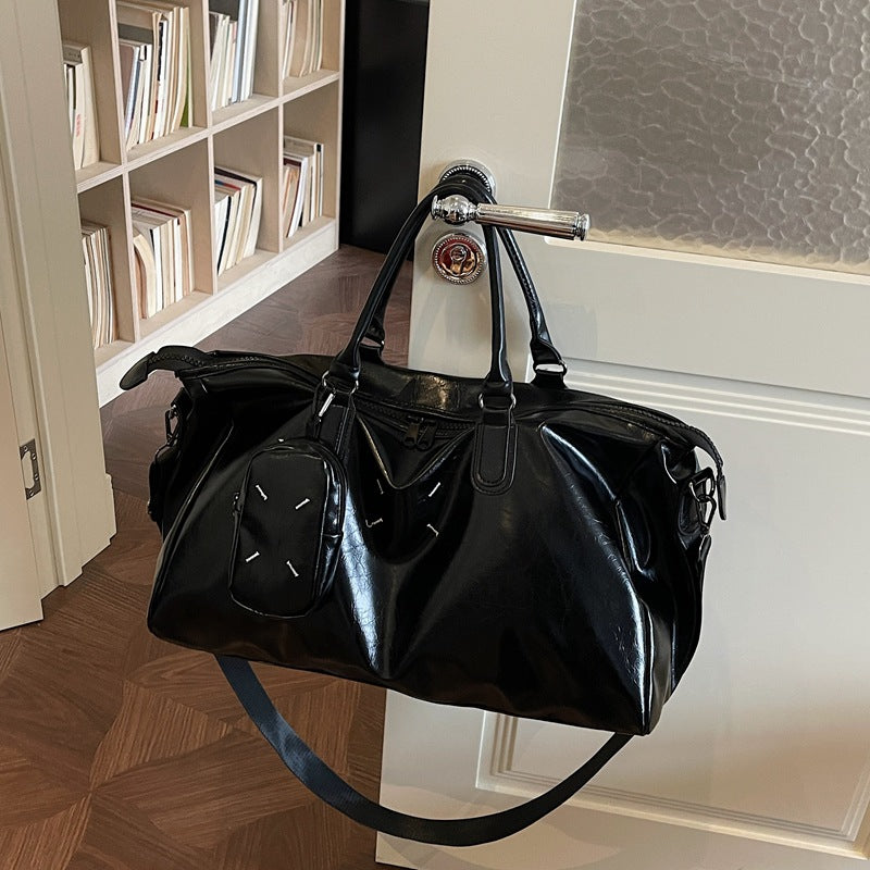 Elegant Travel Bag Made of High-Quality Artificial Leather Bowlift