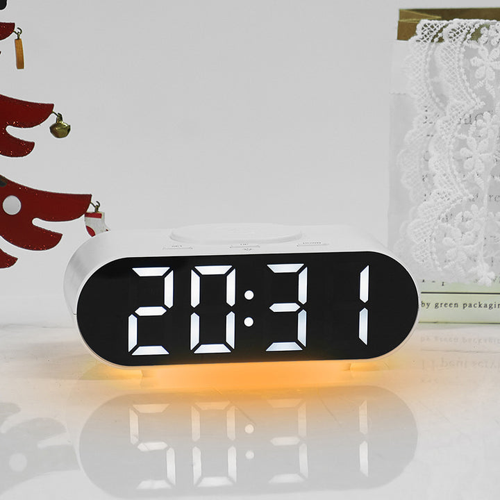 Digital FM clock radio with large LED display Bowlift