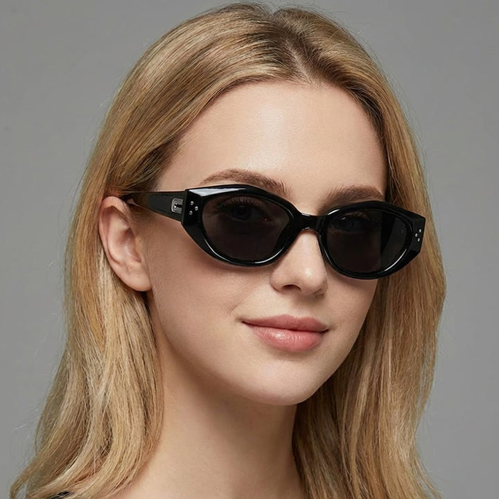 Women's Stylish Vintage Sunglasses with Elegant Design Bowlift