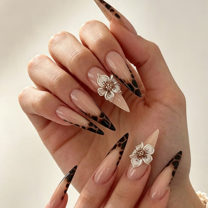 Floral-Themed Stiletto Press-On Nail Tips Bowlift
