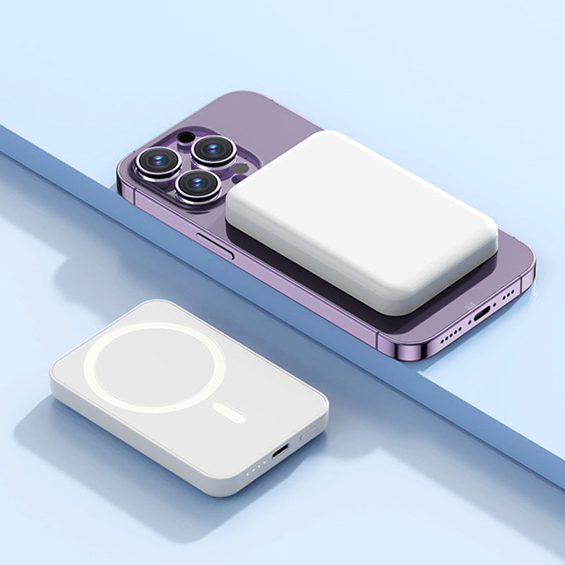 Magnetic portable power bank from Bowlift