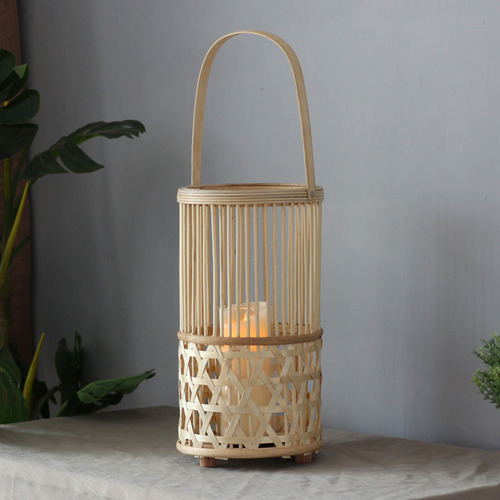 Handcrafted lantern made of rattan Bowlift