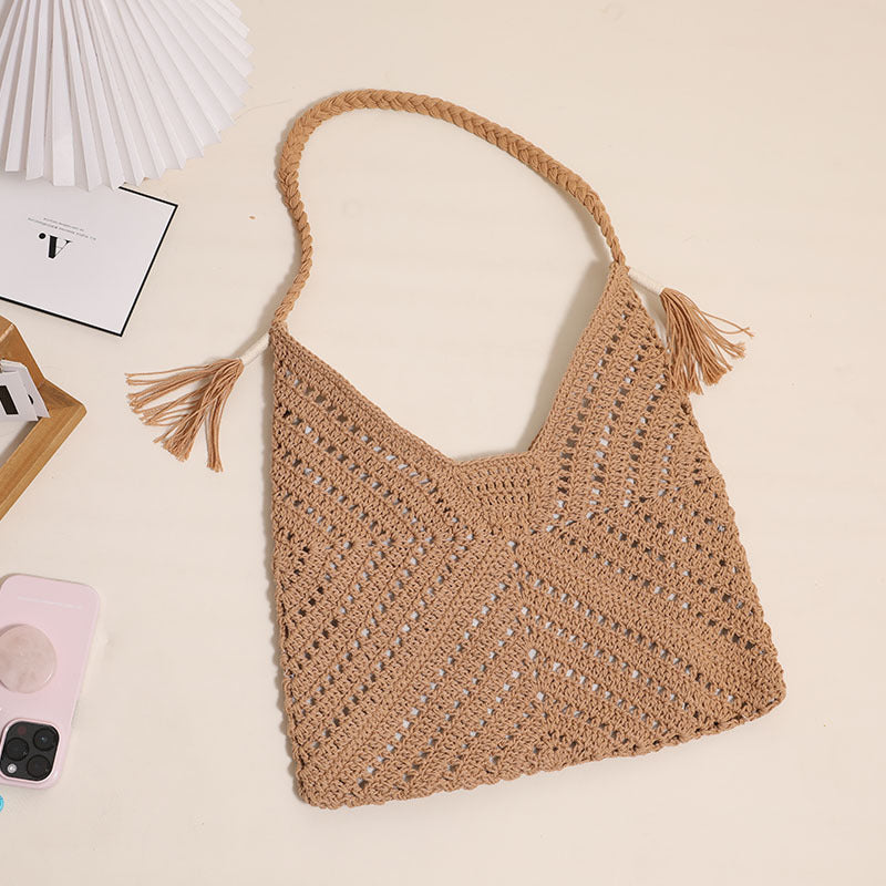 Handmade macrame crossbody bag with playful tassels Bowlift