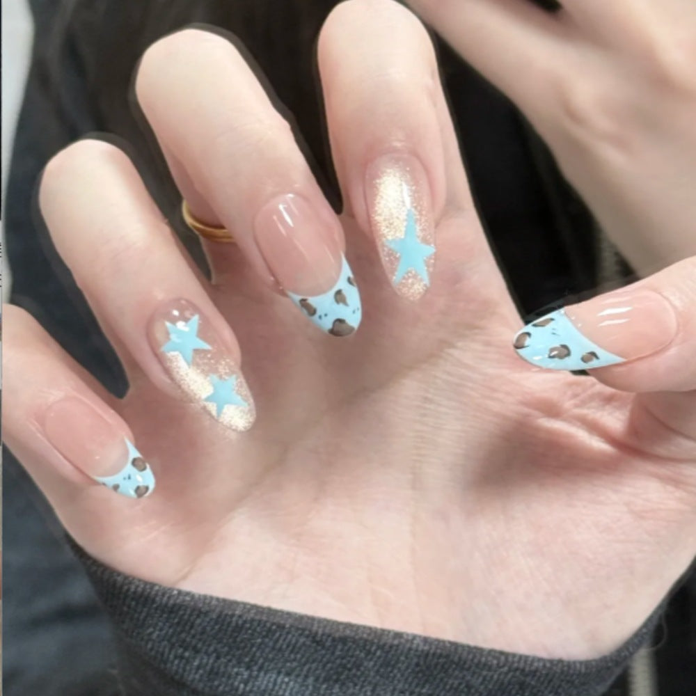 Thematic Press-On Nail Set with Star and Animal Print Bowlift