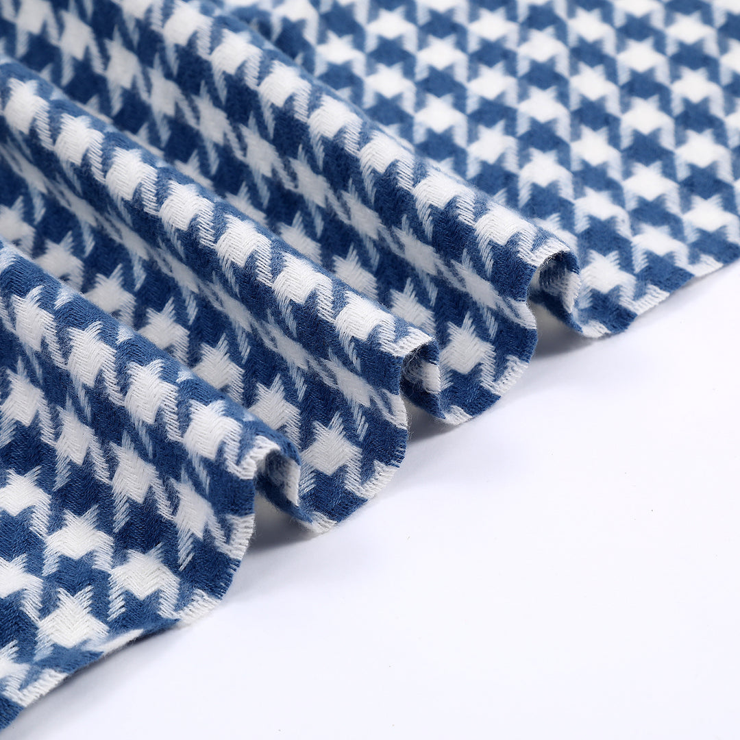 Ladies elegant scarf with houndstooth pattern Bowlift
