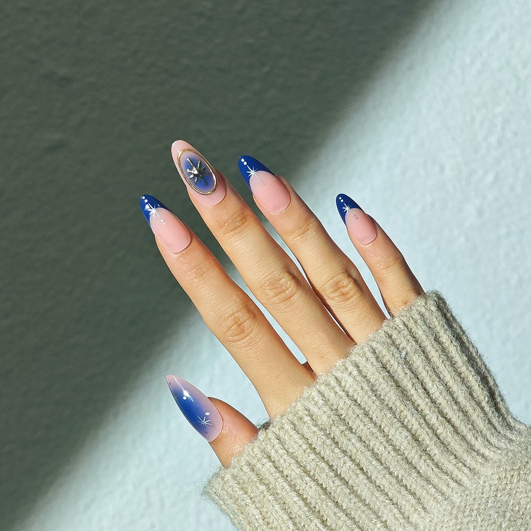 Artistic Stiletto Nail Set with Glittering Accent Bowlift