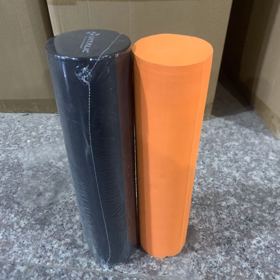 Massage roll with dotted surface Bowlift
