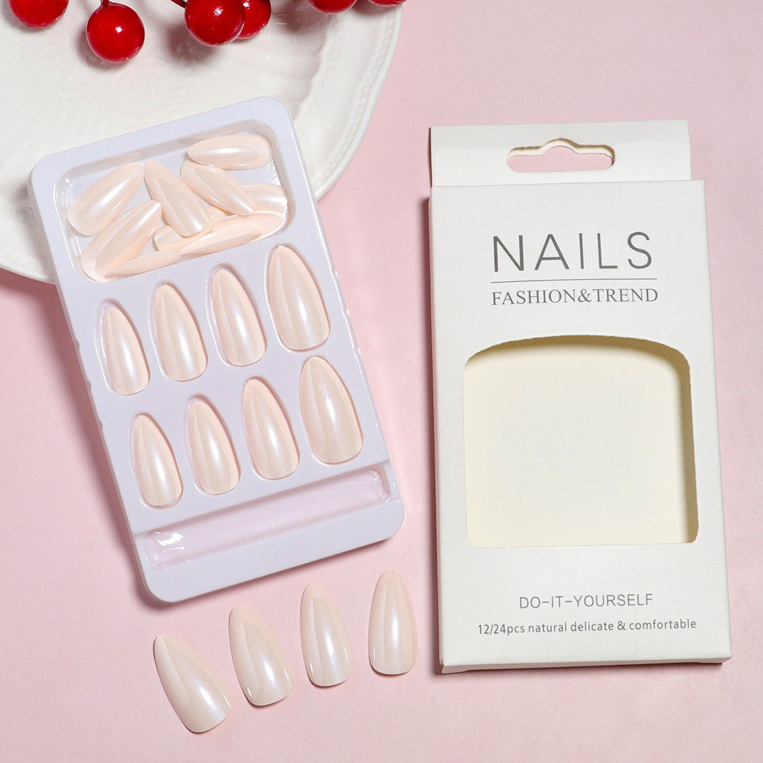 Glossy Faux Nail Set Bowlift