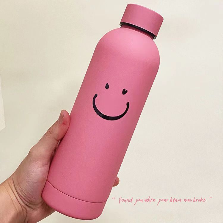 Unisex double-walled stainless steel water bottle with matte powder coating, non-slip surface and leak-proof screw cap Bowlift