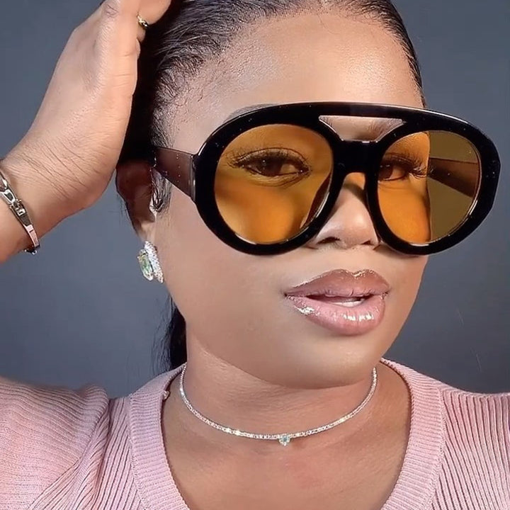 Ladies elegant sunglasses with fashionable design Bowlift