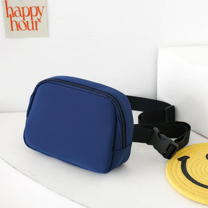 Fashionable fanny pack in minimalist form Bowlift