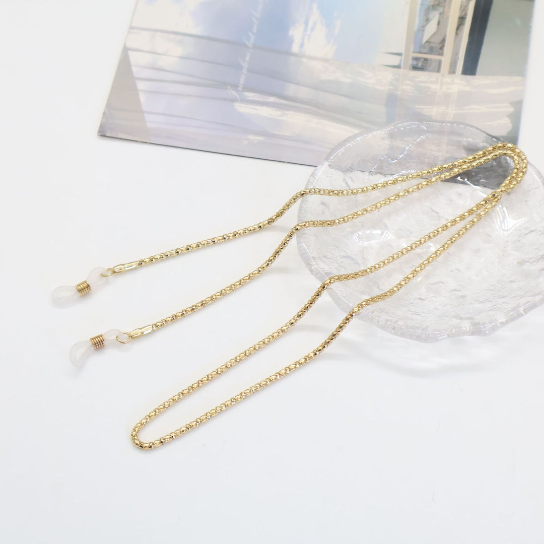 Chic Metallic Eyewear Chain Bowlift