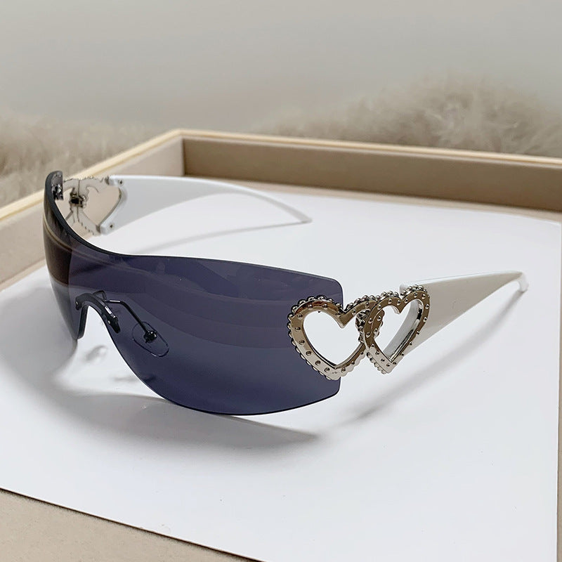 Ladies Designer Sunglasses with Luxurious Heart Accent Bowlift