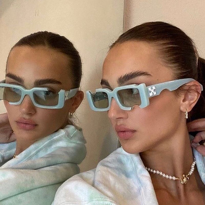 Ladies fashionable goggles in unique futuristic design Bowlift