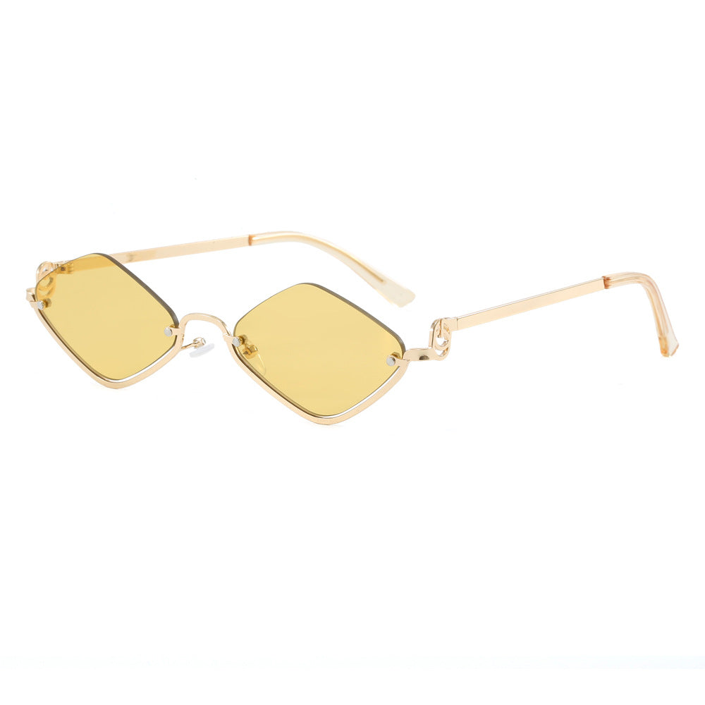 Women's fashionable square sunglasses with luxurious metal frame Bowlift