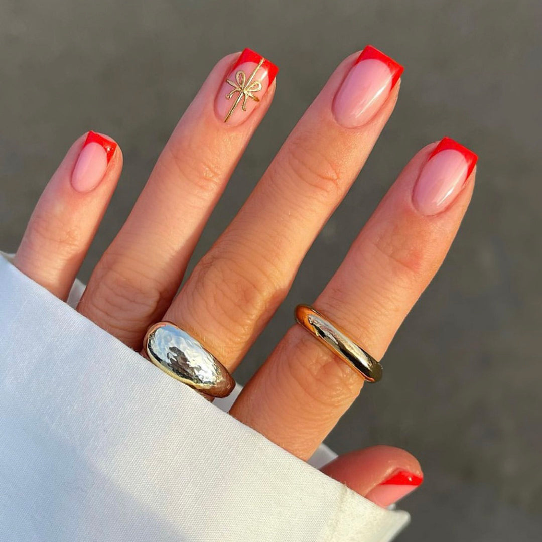 Artificial nail set with elegant pointed accents Bowlift