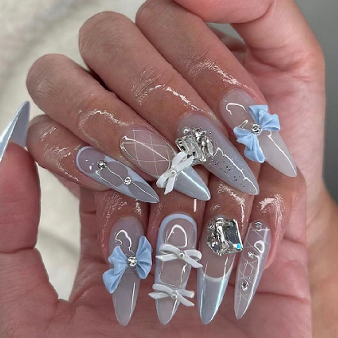Glamorous 3D Decorative Acrylic Nail Art Extensions Bowlift