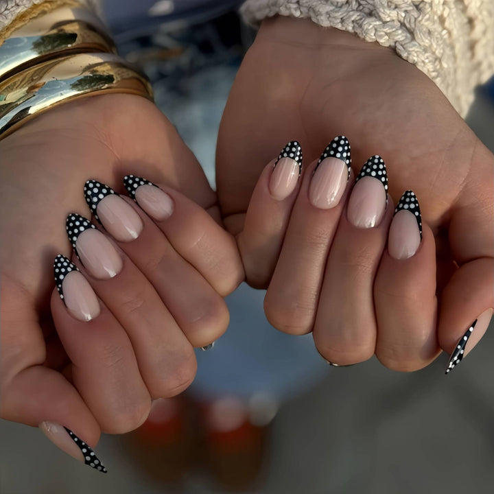 Artistic French Tip Press-On Nails Set Bowlift