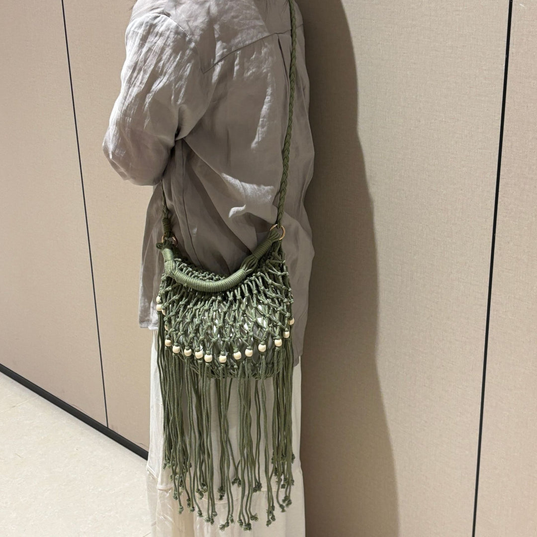 Hand-knotted shoulder bag with tassels Bowlift