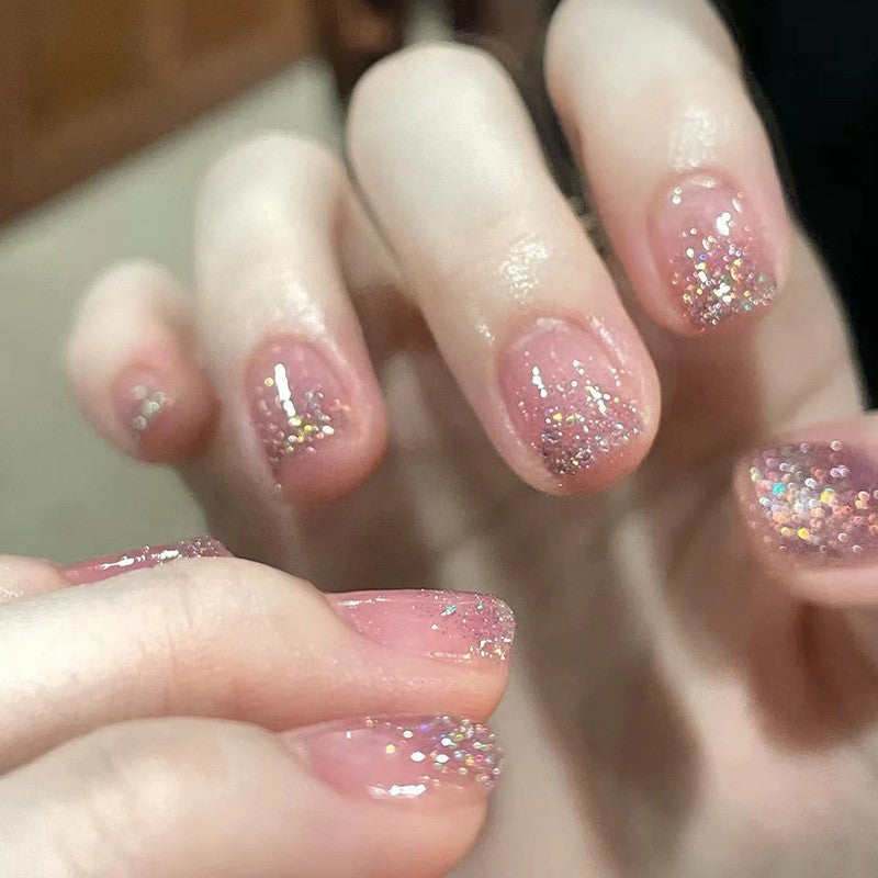 High-gloss artificial nails with rose effect Bowlift