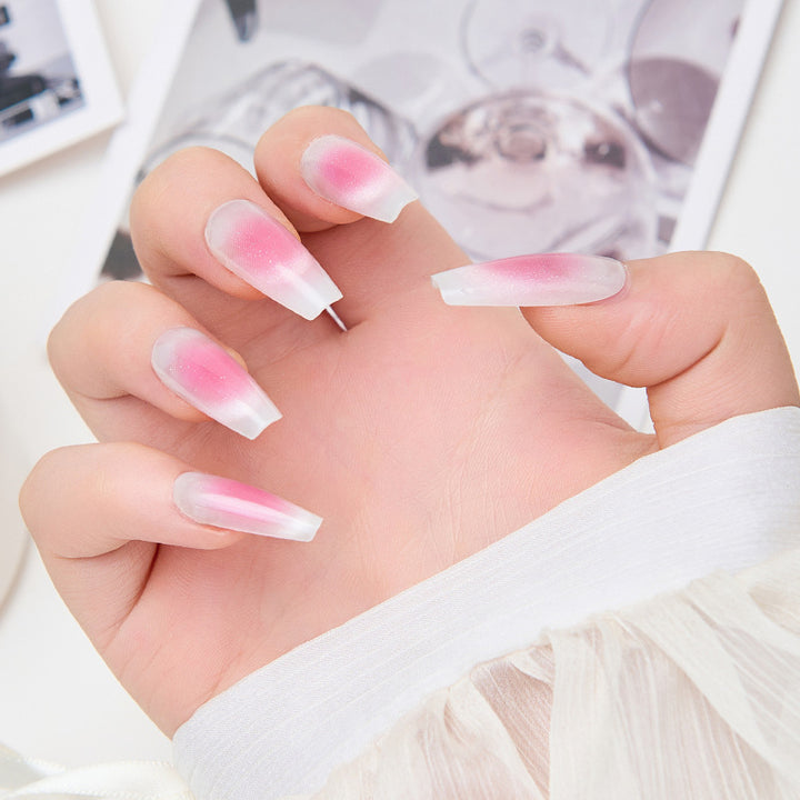 Artificial nails with soft ombre effect Bowlift