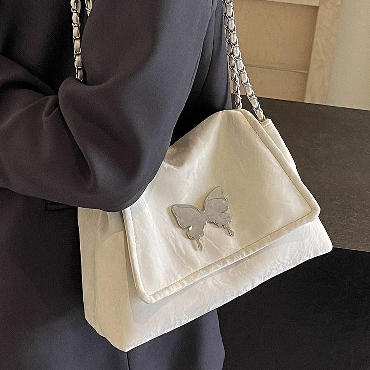 Elegant Handbag Bowlift