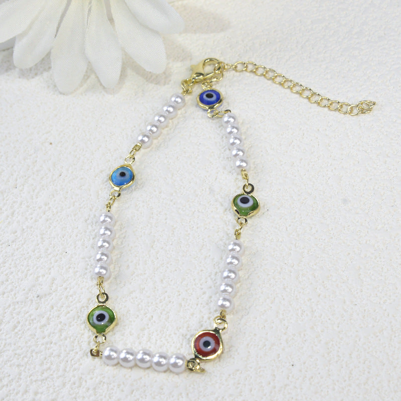 Elegant Beaded Necklace Bowlift