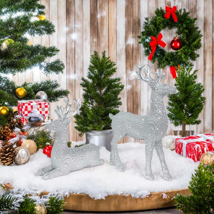 Elegant Christmas decoration in the form of reindeer Bowlift